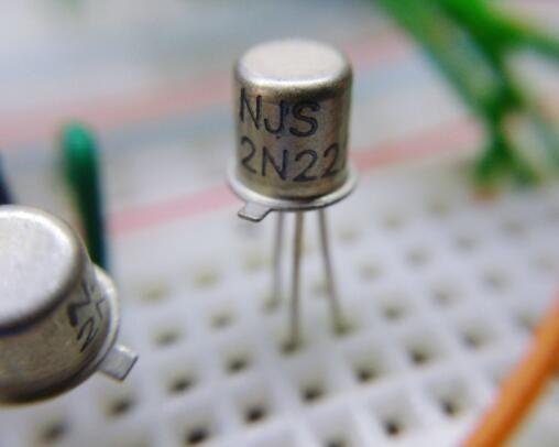 Semiconductor Transistors