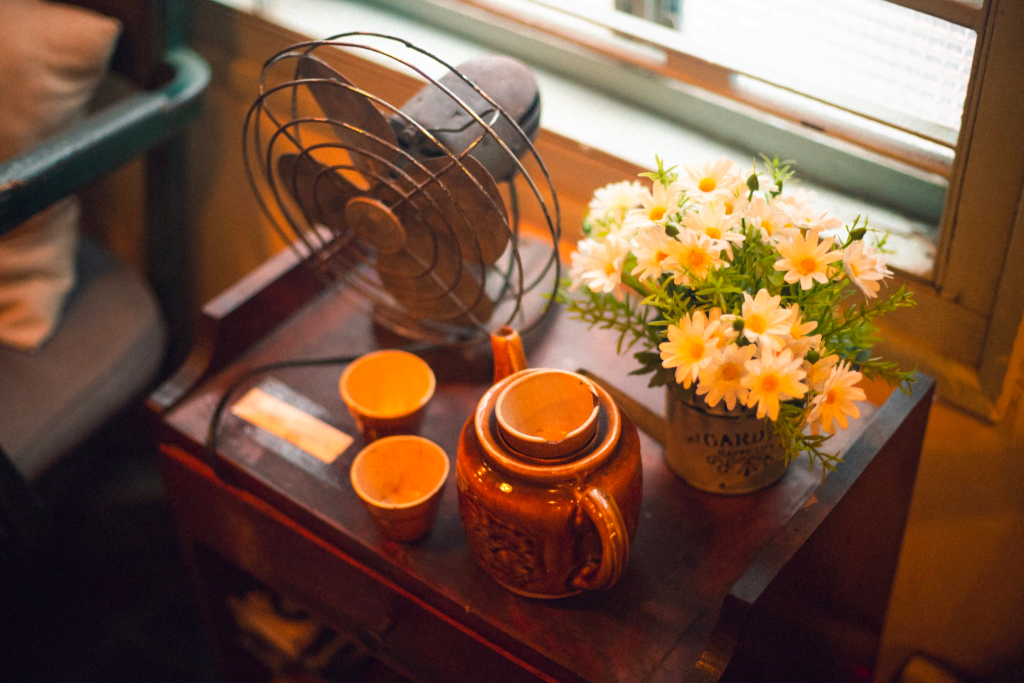 Homeowner’s Guide to Keeping Cool When the AC Goes Out During a Heat Wave